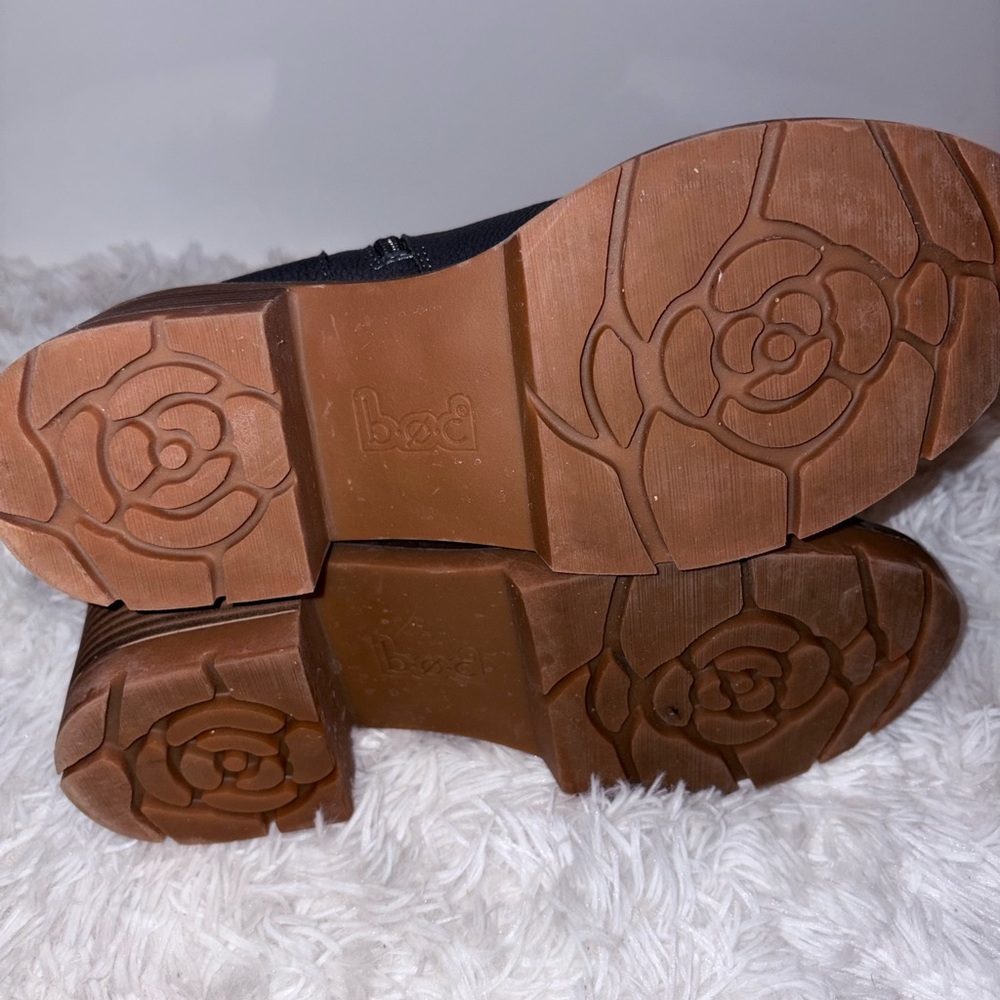 boc Gray  Ankle Boots - Picture 8 of 12